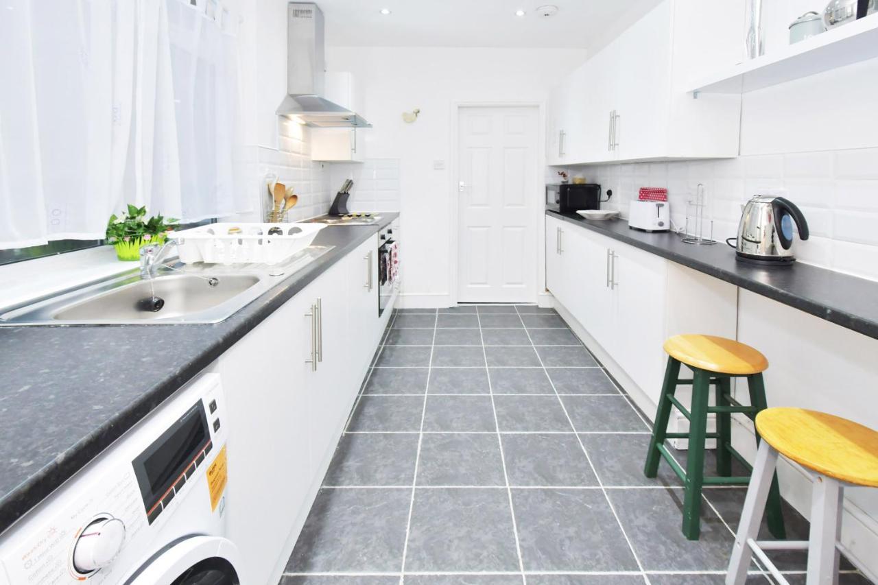 Townhouse @ Hanley Road Stoke Exterior photo